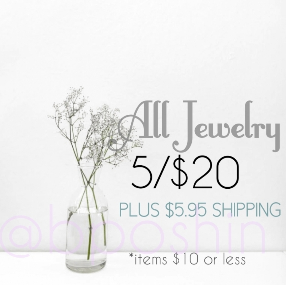 🟣 Tassel Earrings | Soft Green Melody & Silver - Picture 4 of 4